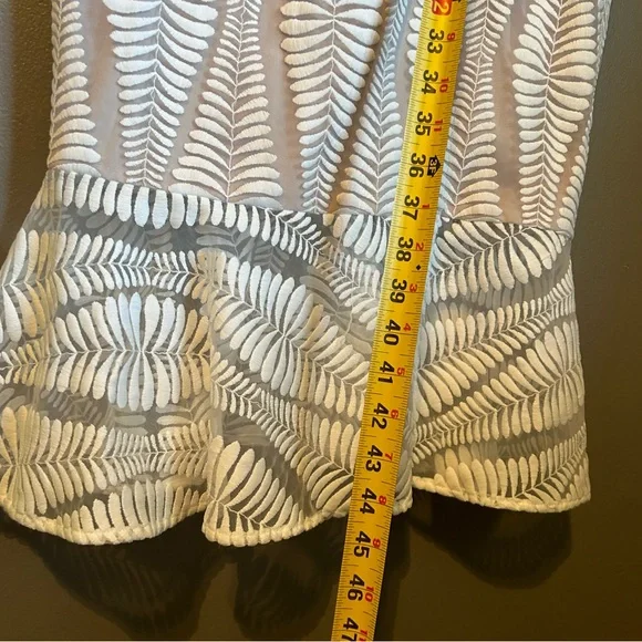 Guess Tan and White Ruffled Bodycon Midi Dress - Picture 12 of 14